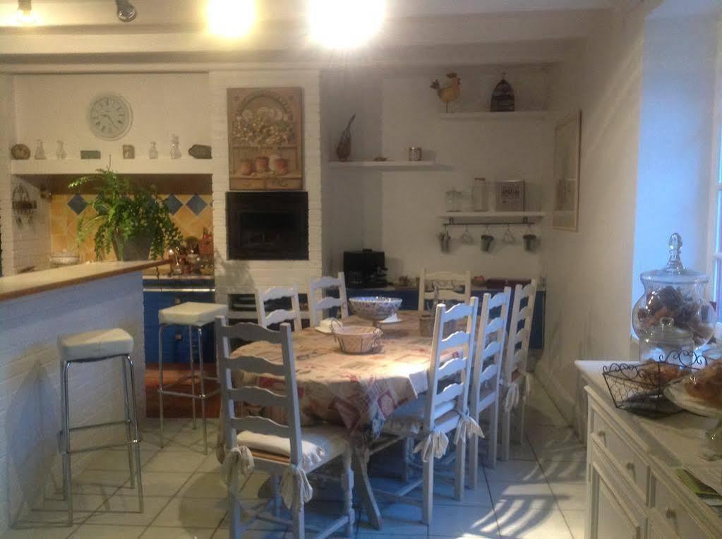 Bed and Breakfast Au Jardin D'Eloise Tremereuc Zewnętrze zdjęcie