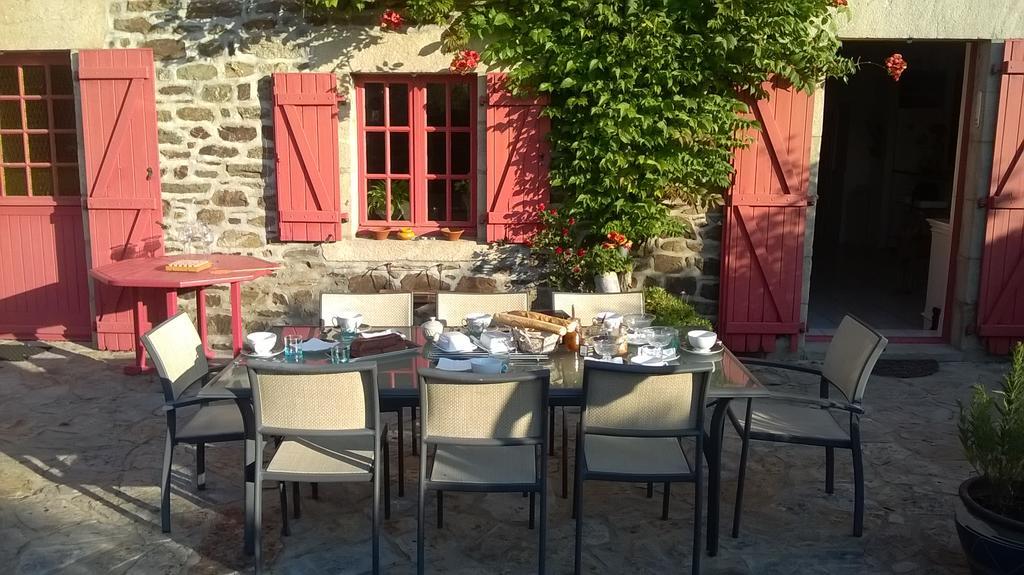 Bed and Breakfast Au Jardin D'Eloise Tremereuc Zewnętrze zdjęcie