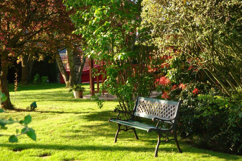 Bed and Breakfast Au Jardin D'Eloise Tremereuc Zewnętrze zdjęcie