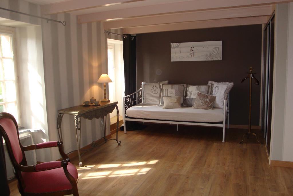 Bed and Breakfast Au Jardin D'Eloise Tremereuc Zewnętrze zdjęcie