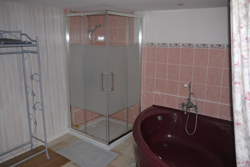 Bed and Breakfast Au Jardin D'Eloise Tremereuc Zewnętrze zdjęcie