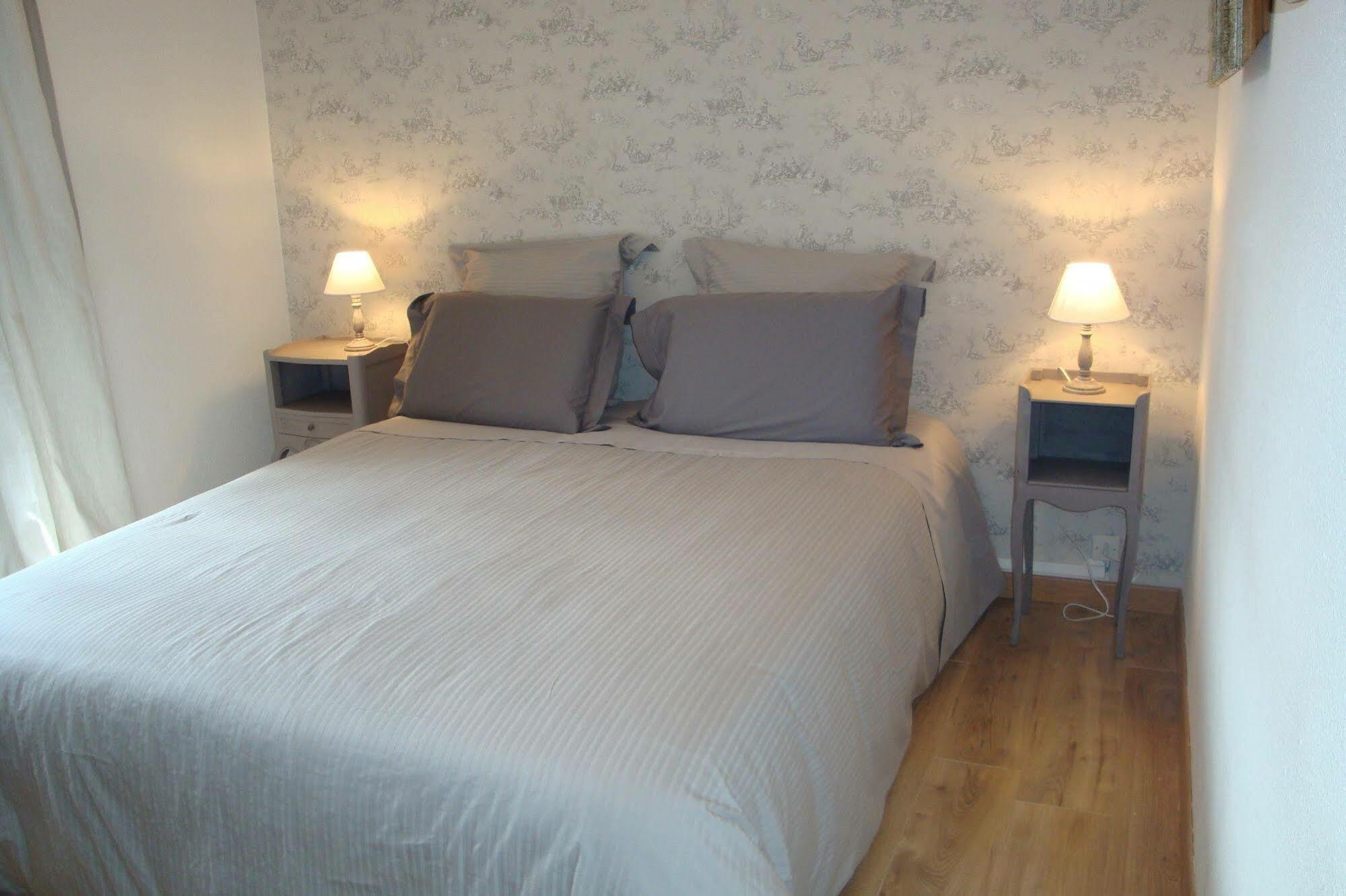 Bed and Breakfast Au Jardin D'Eloise Tremereuc Zewnętrze zdjęcie